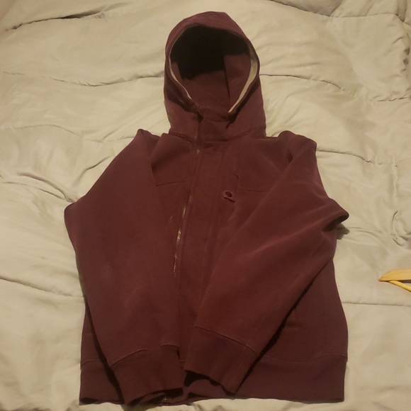 Men's classic XL Lululemon hoodie - Picture 2 of 3